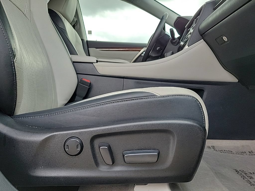 Used 2016 Lexus RX 350 AWD w/ Premium Package image 16