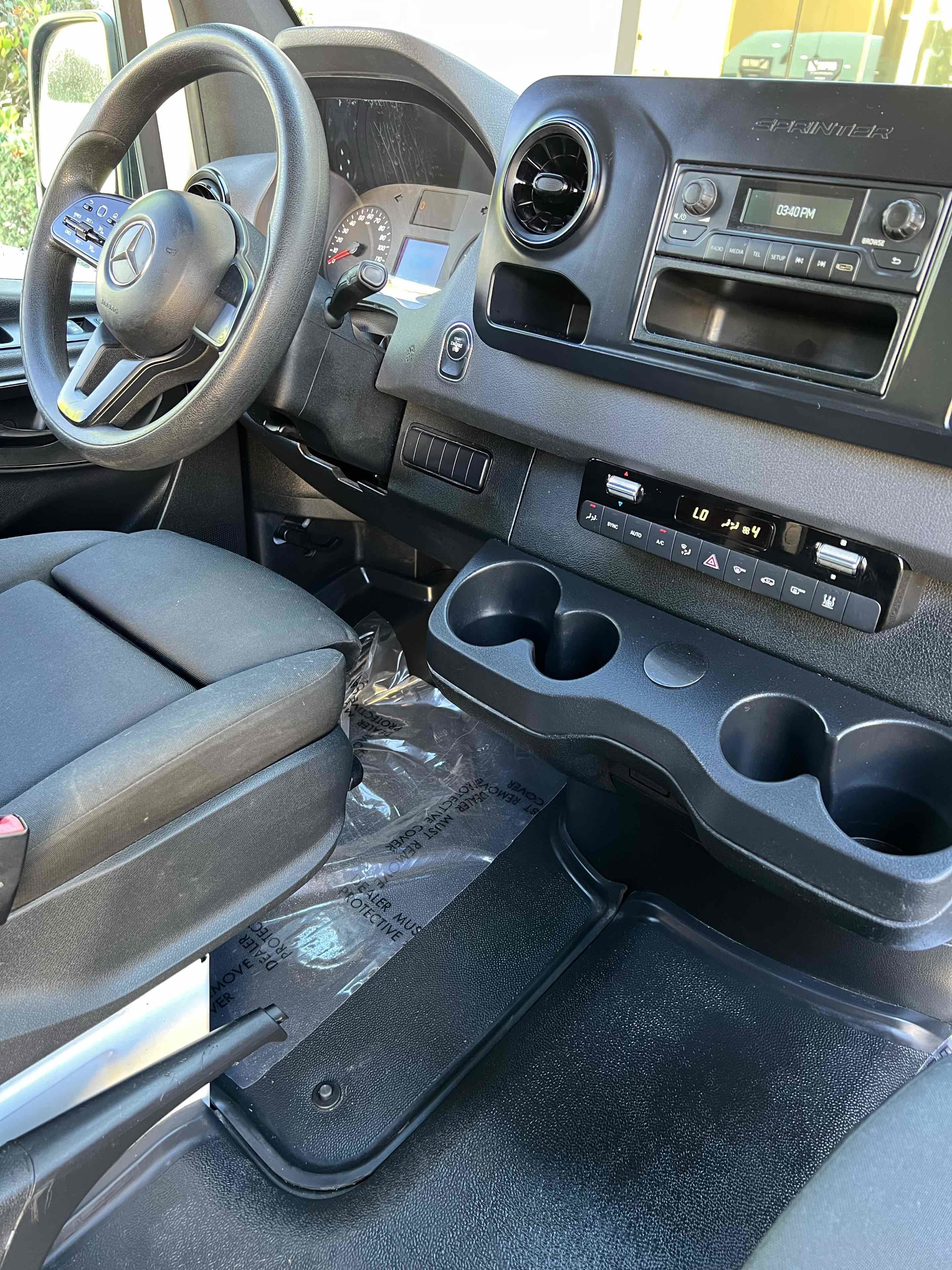 Used 2019 Mercedes-Benz Sprinter 2500 w/ Driver Convenience Package image 38