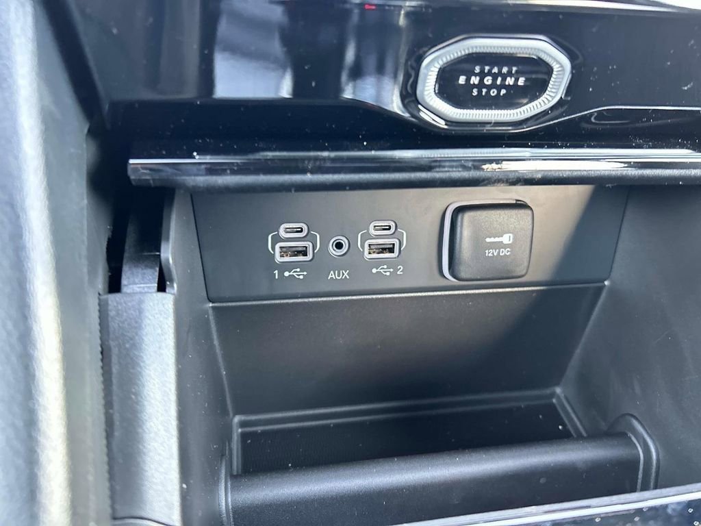 New 2026 Jeep Grand Cherokee Limited image 10