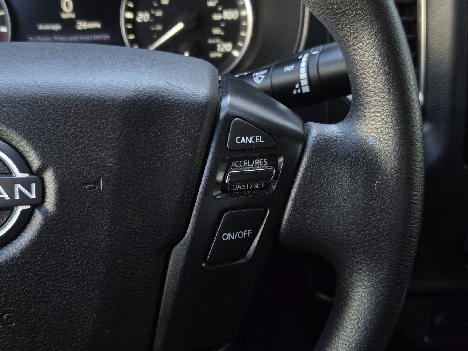 Used 2022 Nissan Frontier SV image 19