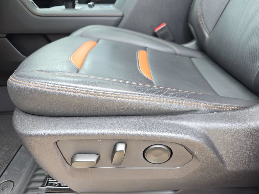 Used 2024 GMC Sierra 1500 AT4 w/ AT4 Premium Package AWD/4WD image 30