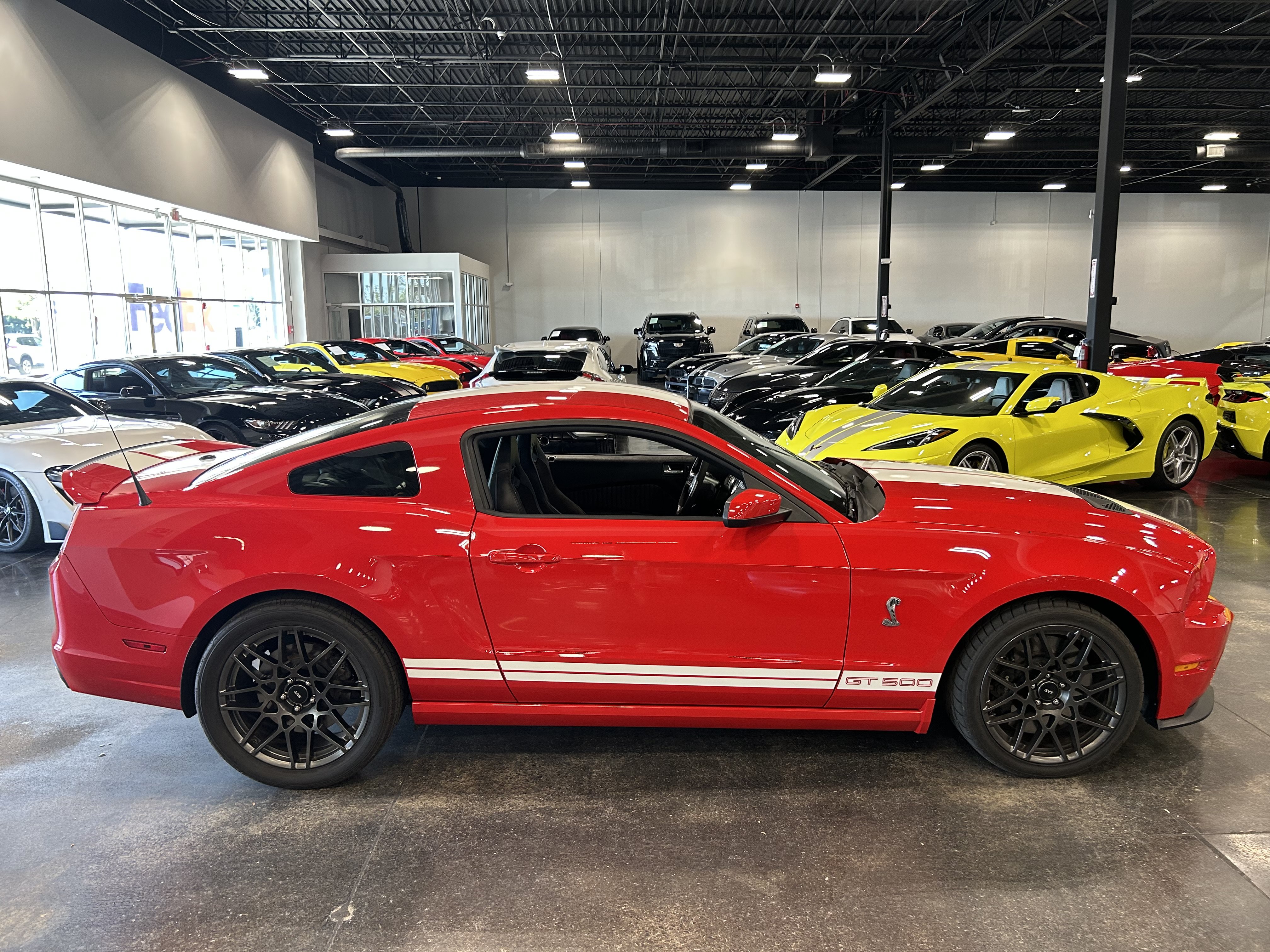 Used 2014 Ford Mustang Shelby GT500 w/ Equipment Group 821A RWD image 2