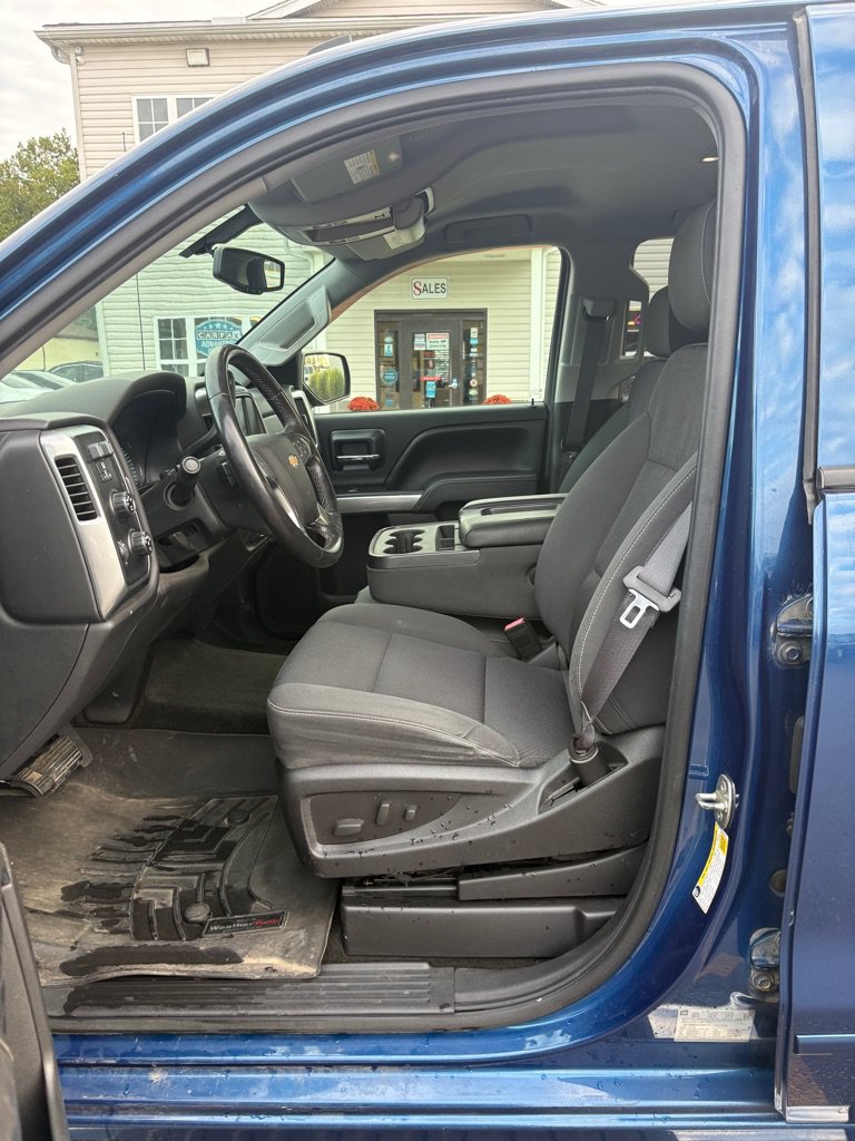 Used 2015 Chevrolet Silverado 1500 LT w/ All Star Edition AWD/4WD image 9