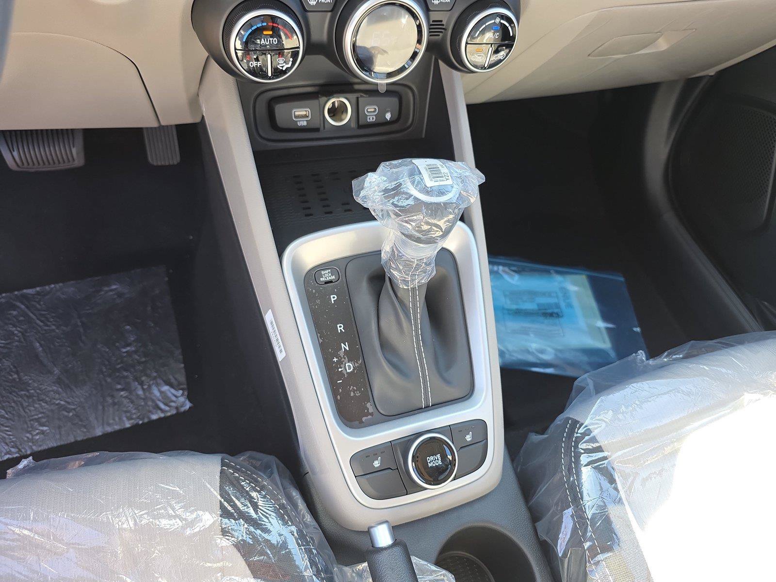 New 2026 Hyundai Venue SEL FWD image 18