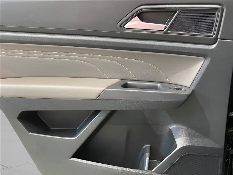 Used 2021 Volkswagen Atlas SE w/ Panoramic Sunroof Package image 13