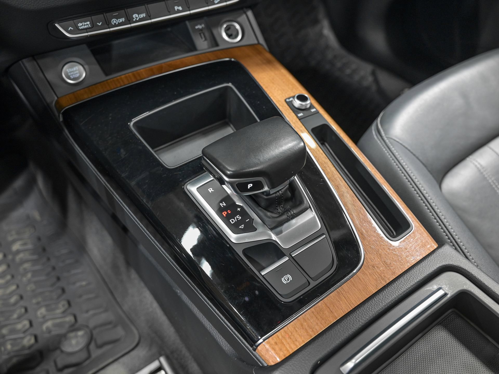 Used 2021 Audi Q5 2.0T Premium w/ Convenience Package image 24