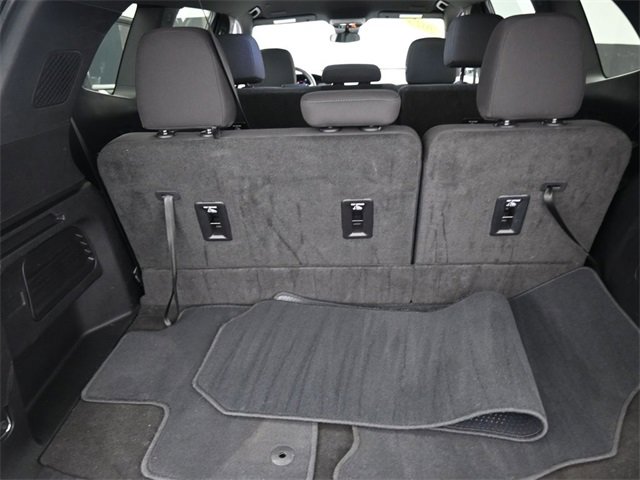 Used 2025 GMC Acadia Elevation image 27