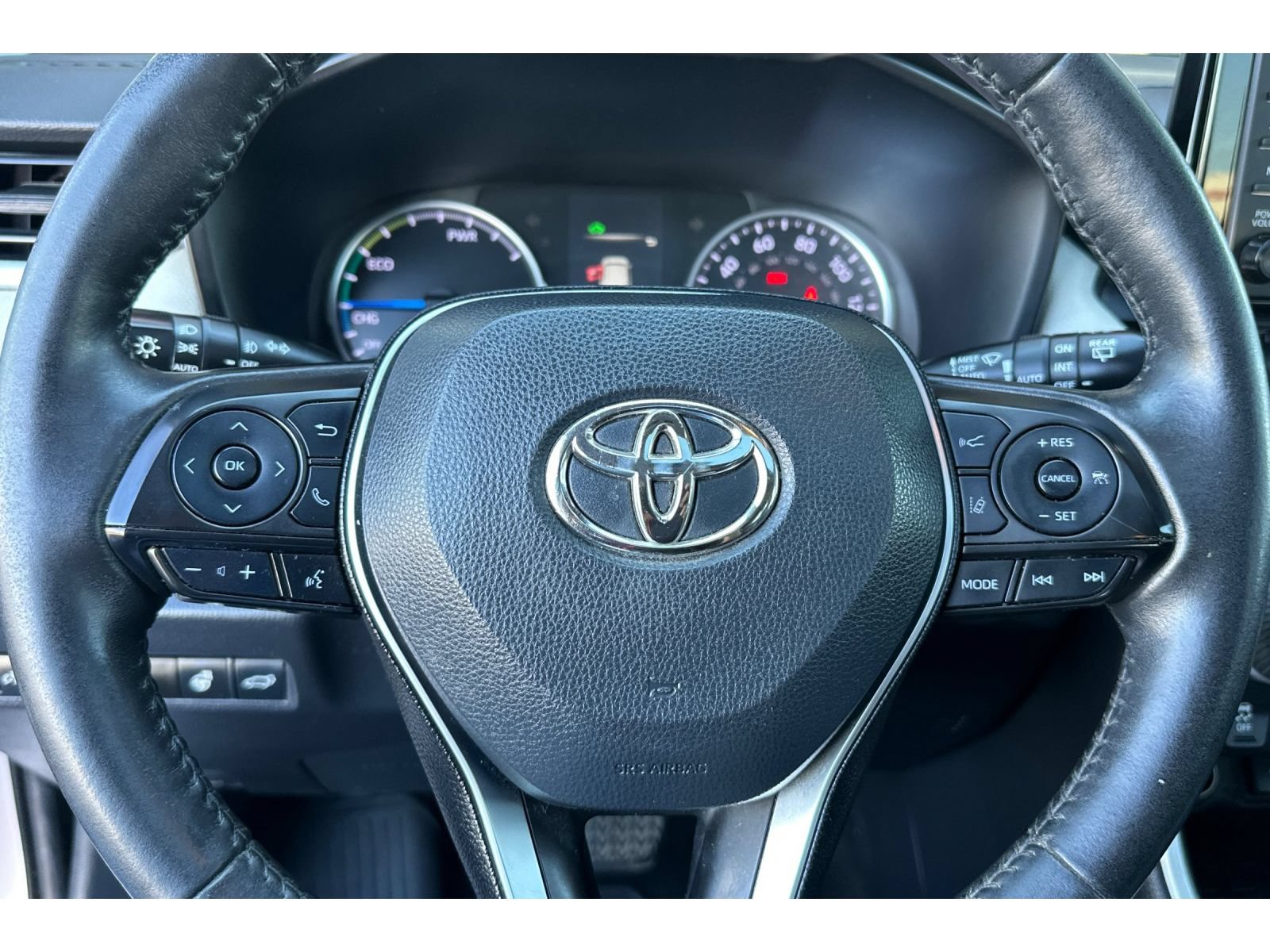 Used 2020 Toyota RAV4 XLE w/ Convenience Package AWD/4WD image 26