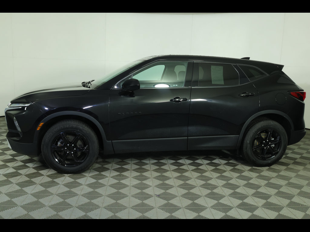 Used 2023 Chevrolet Blazer LT w/ LPO, Floor Liner Package AWD/4WD image 9