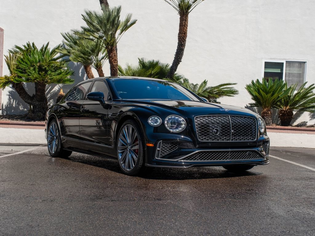 Used 2025 Bentley Flying Spur Plug-In Hybrid AWD/4WD image 12