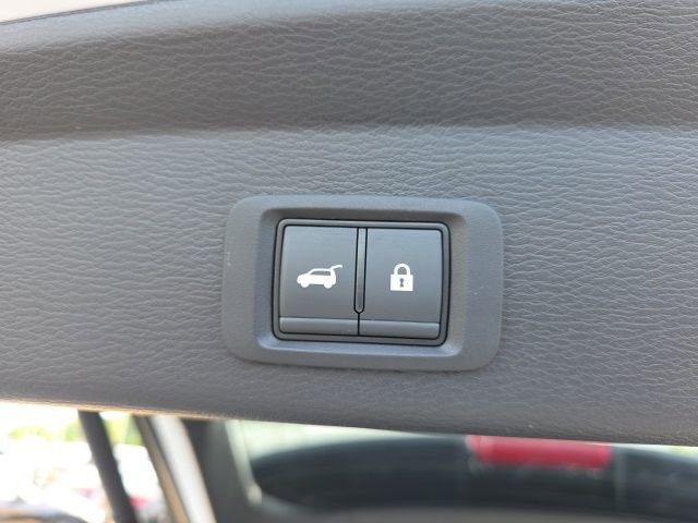 Used 2024 Mitsubishi Outlander SE image 24