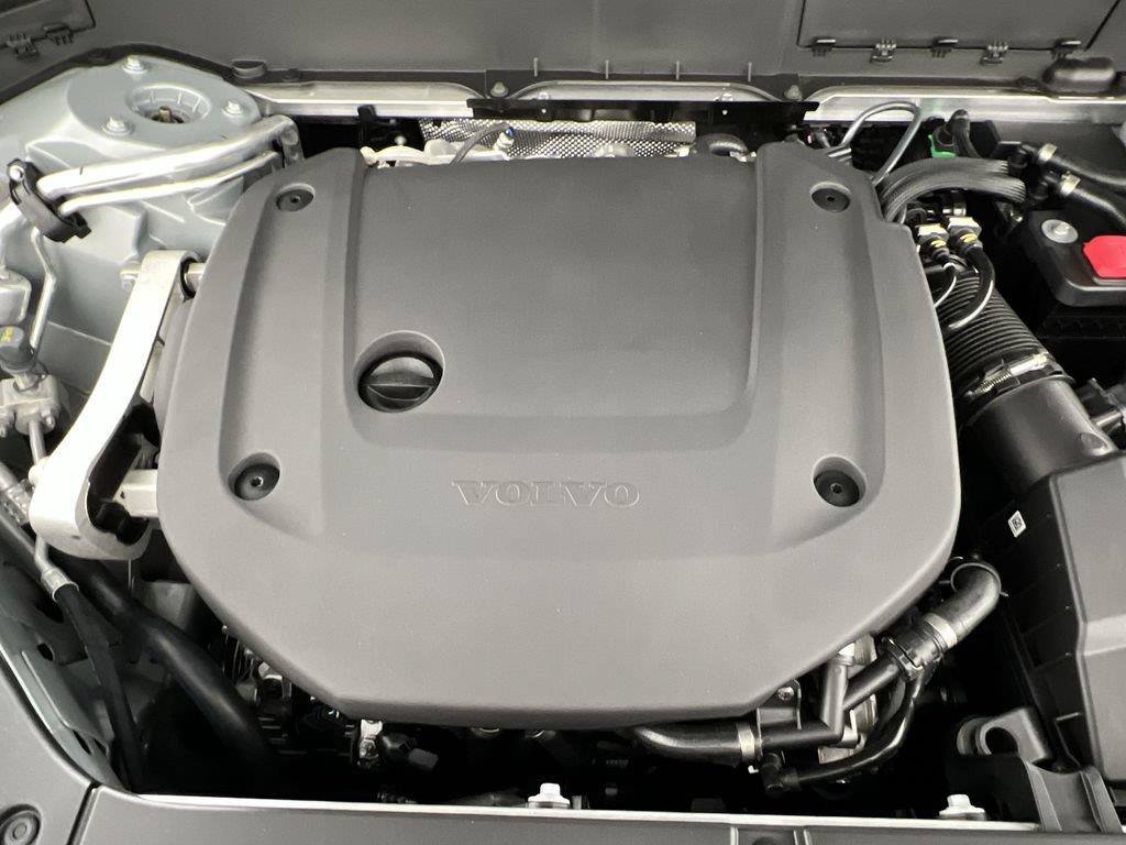 Certified 2026 Volvo XC90 B6 Plus w/ Protection Package Premier AWD/4WD image 16