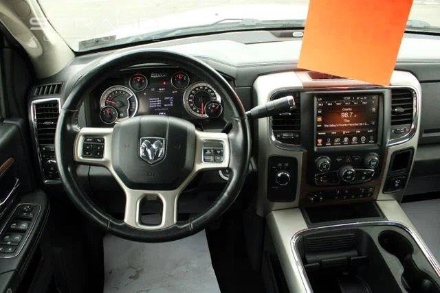 Used 2017 RAM 3500 Laramie w/ Snow Chief Group AWD/4WD image 29