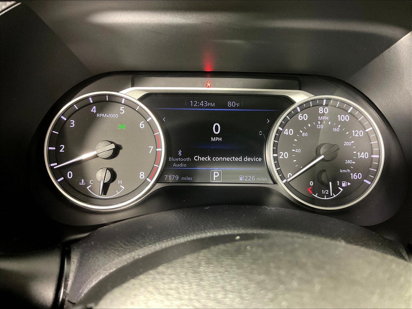 Used 2024 Nissan Sentra SV FWD image 14