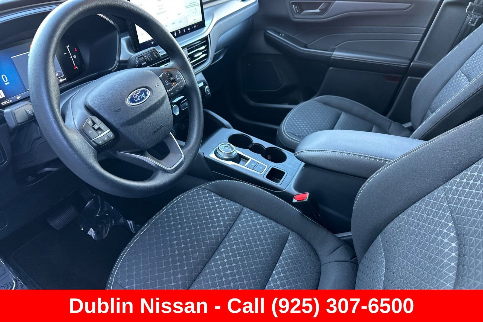 Used 2025 Ford Escape Active w/ Tech Pack #1 AWD/4WD image 10