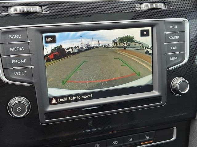 Used 2017 Volkswagen GTI SE FWD image 15