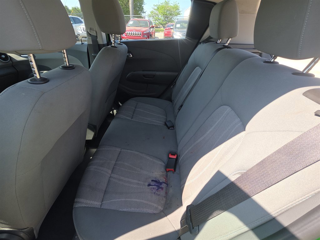 Used 2014 Chevrolet Sonic LT w/ LT Spring Promotional Package FWD image 7