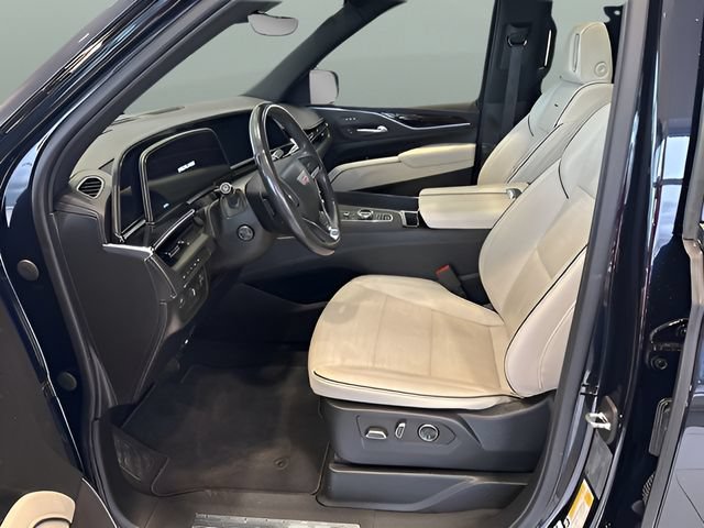 Used 2021 Cadillac Escalade Sport AWD/4WD image 23