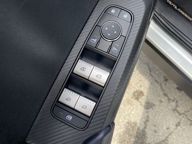 Used 2025 Mitsubishi Outlander ES AWD/4WD image 24