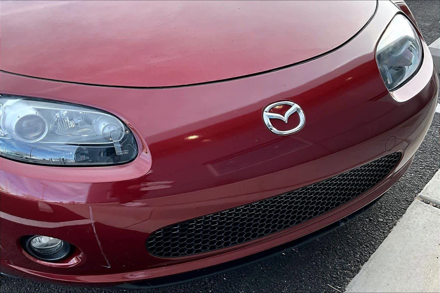 Used 2006 MAZDA MX-5 Miata Sport image 24