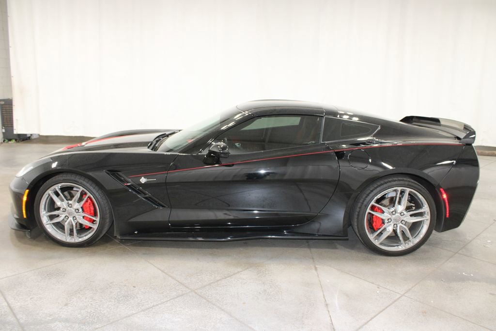 Used 2017 Chevrolet Corvette Stingray Coupe RWD image 6