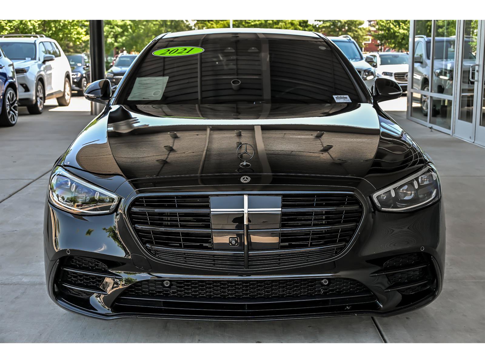 Used 2021 Mercedes-Benz S 580 4MATIC Sedan image 4