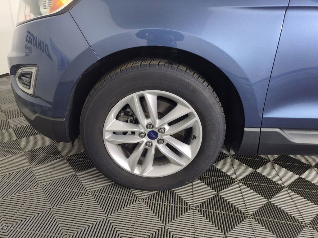 Used 2018 Ford Edge SEL image 26