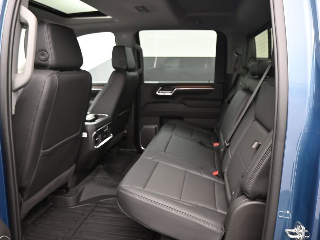 New 2026 GMC Sierra 3500 Denali w/ Denali Reserve Package image 19