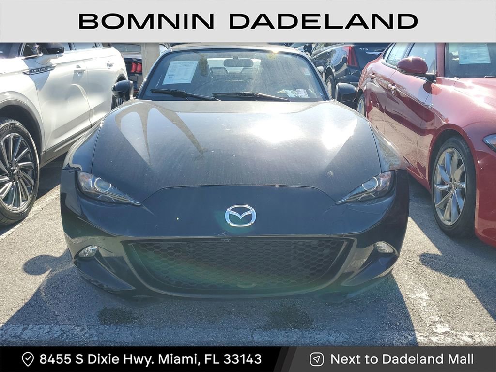 Used 2017 MAZDA MX-5 Miata Sport image 2
