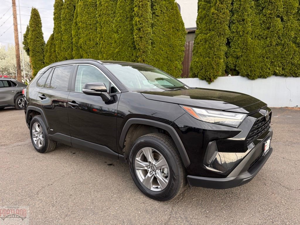 Certified 2025 Toyota RAV4 XLE image 1