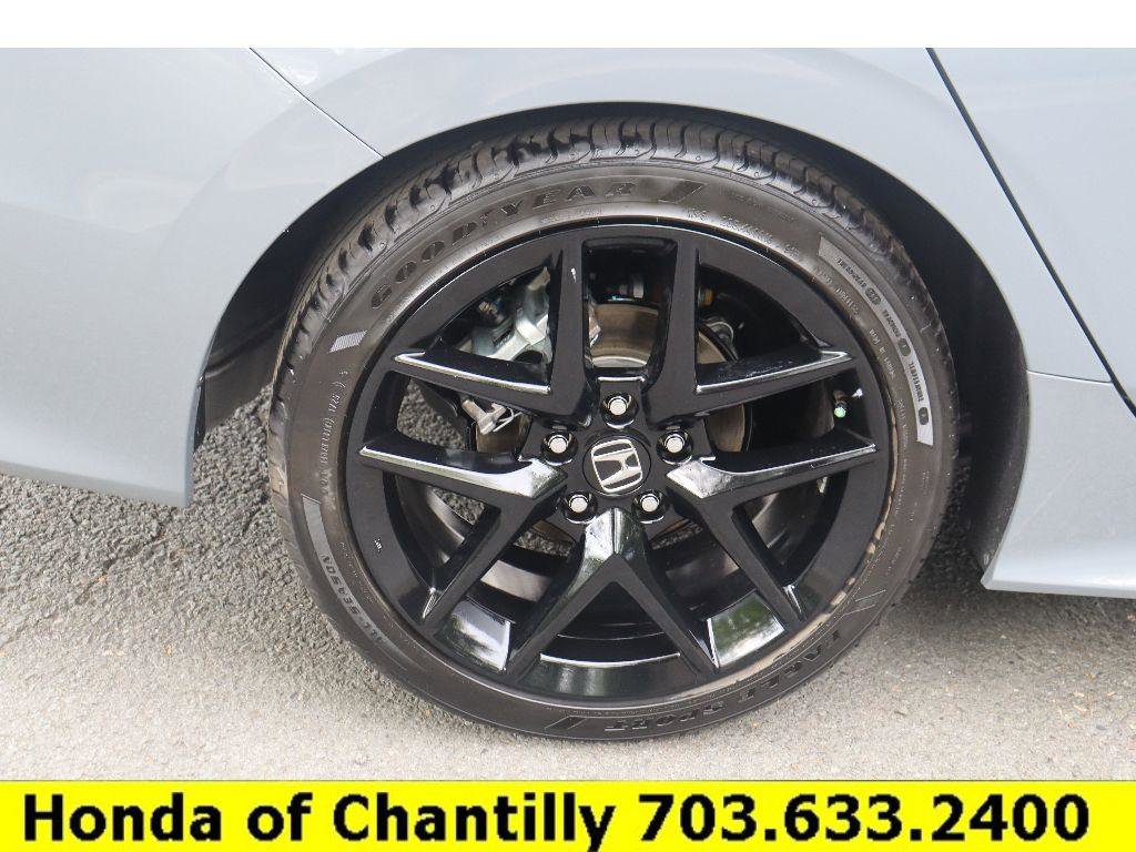 Certified 2025 Honda Civic Sport image 28