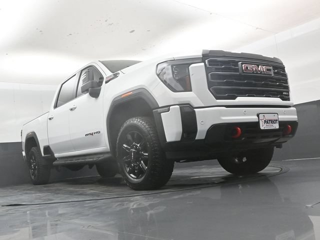Used 2025 GMC Sierra 2500 AT4 AWD/4WD image 46