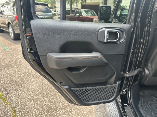 Used 2021 Jeep Gladiator Mojave AWD/4WD image 20