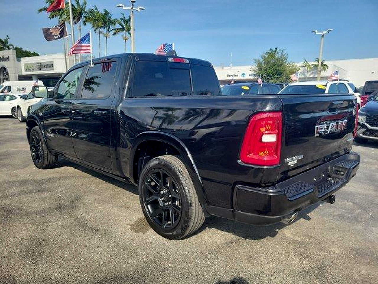 Used 2026 RAM 1500 Laramie w/ Laramie Preferred Package AWD/4WD image 5