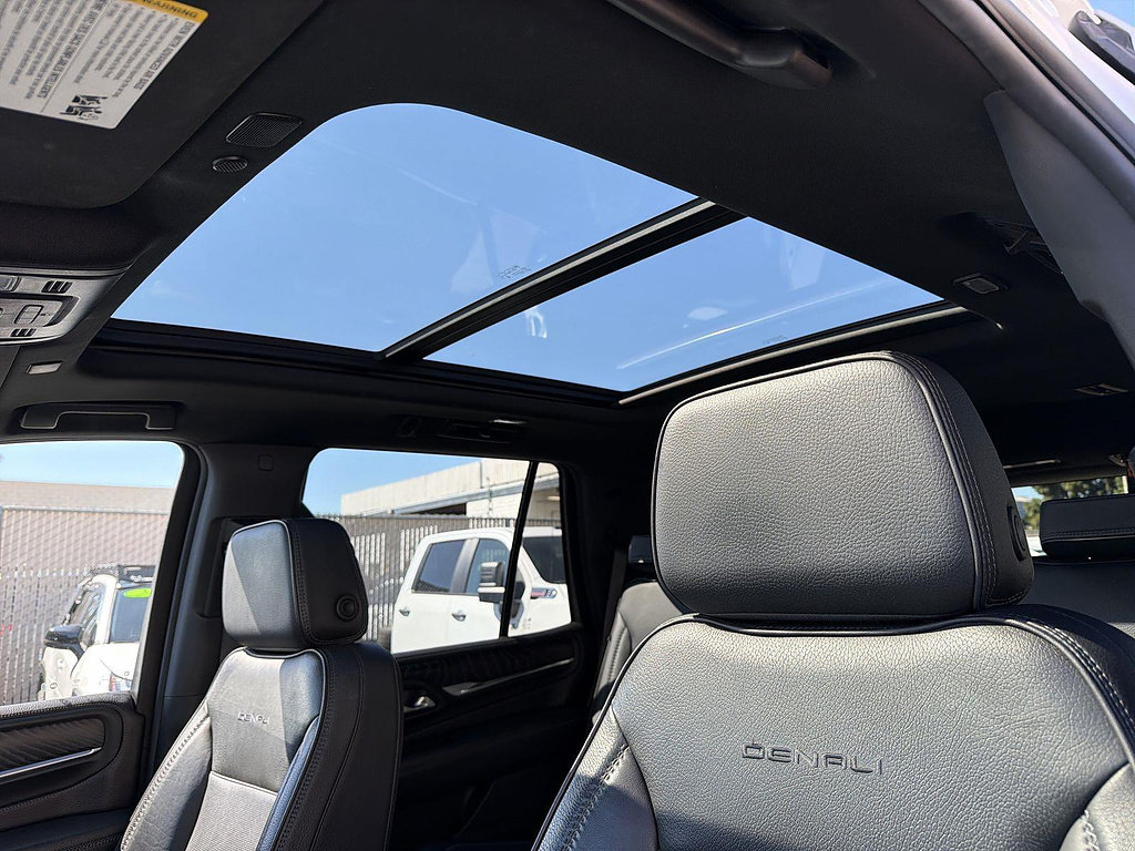 Used 2024 GMC Yukon Denali RWD image 18