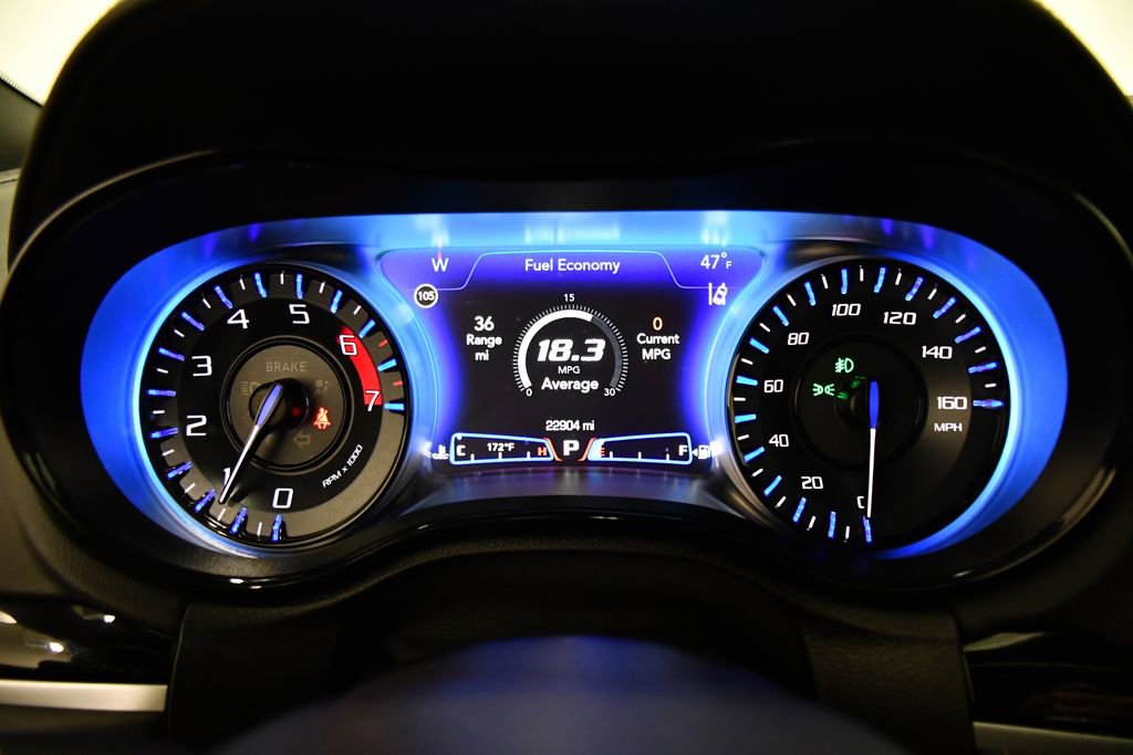 Used 2023 Chrysler 300 C RWD image 12