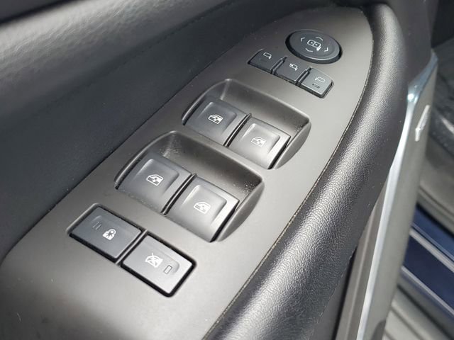 Used 2017 Cadillac Escalade Luxury image 28