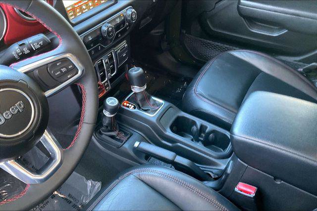 Certified 2023 Jeep Wrangler Unlimited Rubicon AWD/4WD image 17