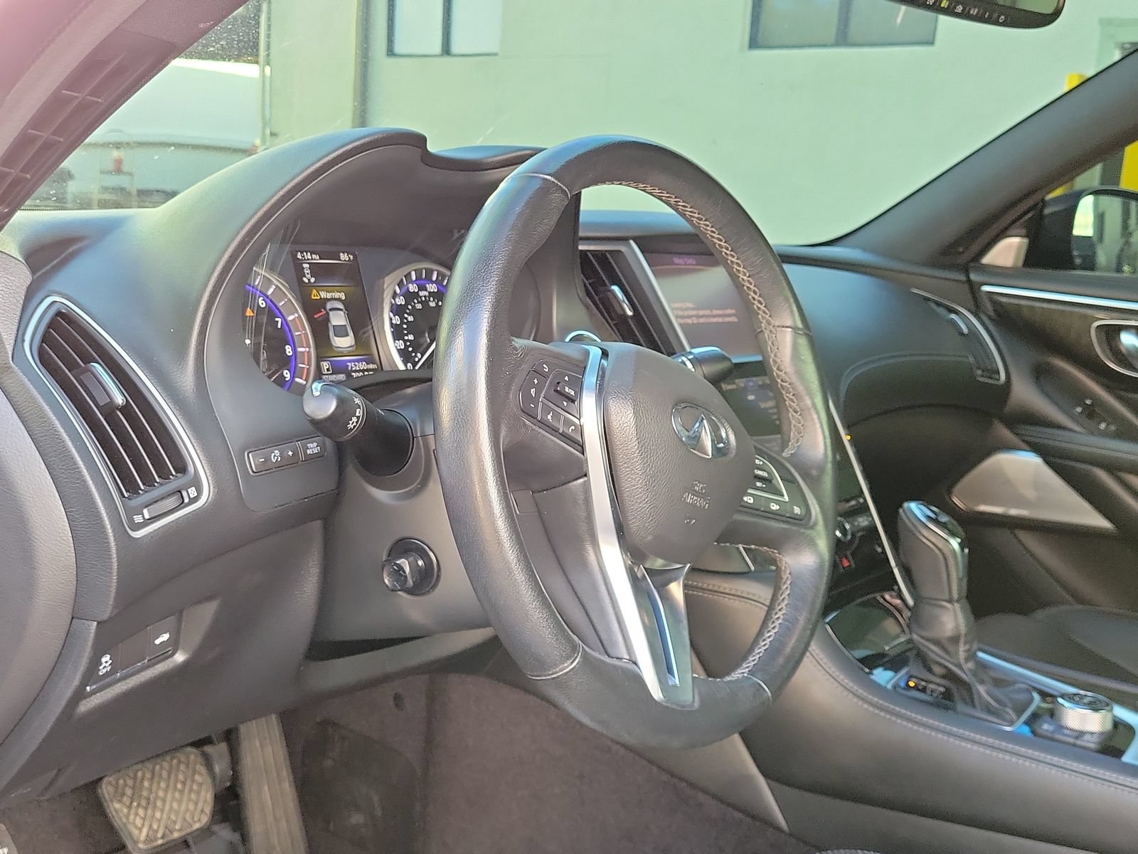 Used 2017 INFINITI Q60 3.0t w/ Premium Plus Package 3.0T AWD/4WD image 11