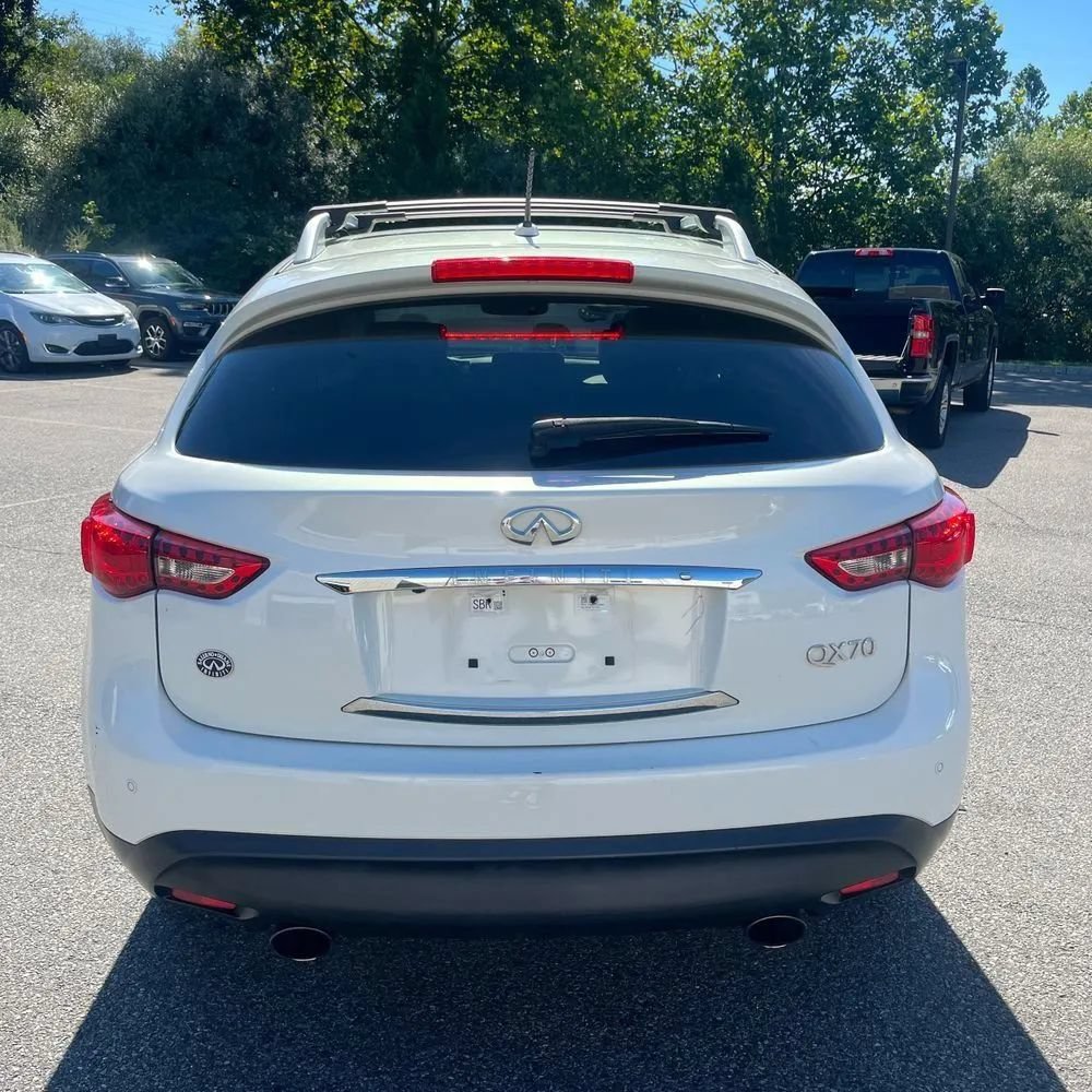 Used 2014 INFINITI QX70 AWD w/ Premium Package image 7