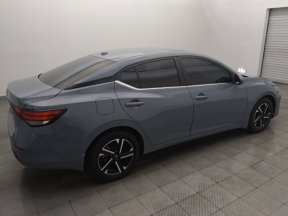 Used 2025 Nissan Sentra SV w/ All-Weather Package FWD image 10