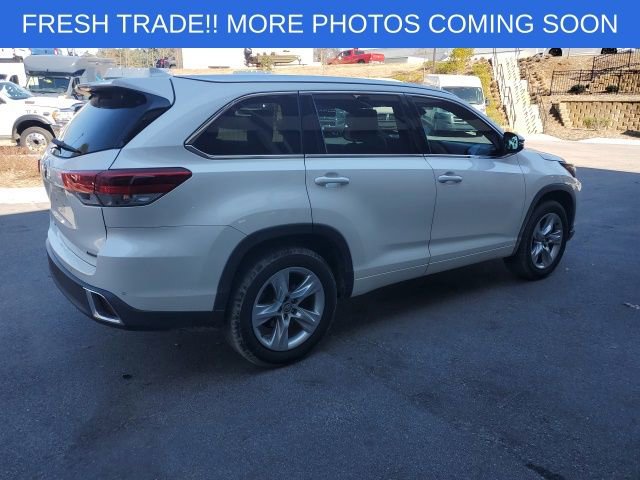 Used 2019 Toyota Highlander Limited image 6