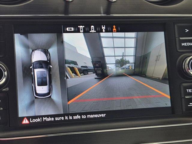 Used 2019 Bentley Bentayga AWD/4WD image 10