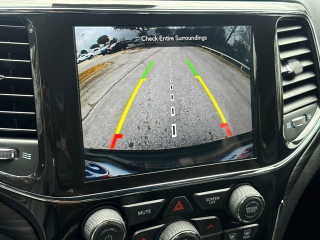 Used 2021 Jeep Grand Cherokee Laredo X image 23