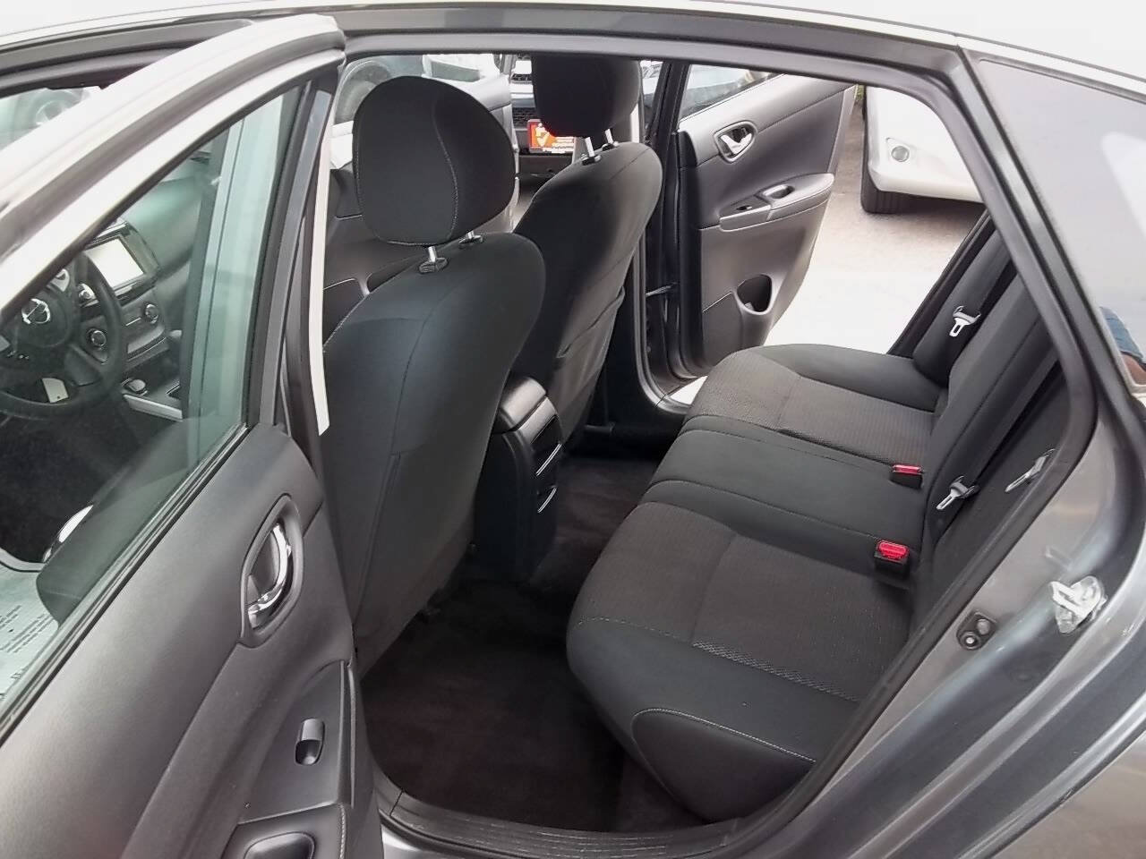 Used 2019 Nissan Sentra S FWD image 8