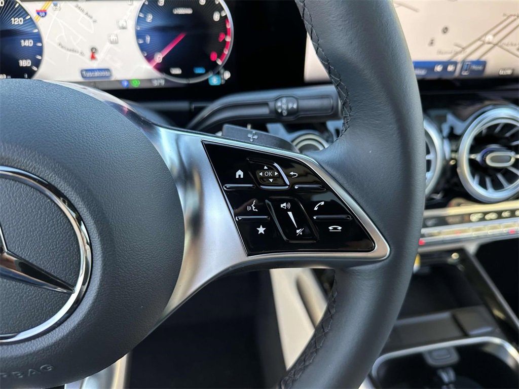 New 2025 Mercedes-Benz GLA 250 image 16