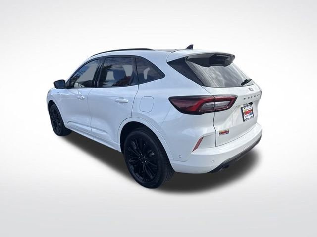 Used 2023 Ford Escape ST-Line Elite w/ Premium Technology Package image 3