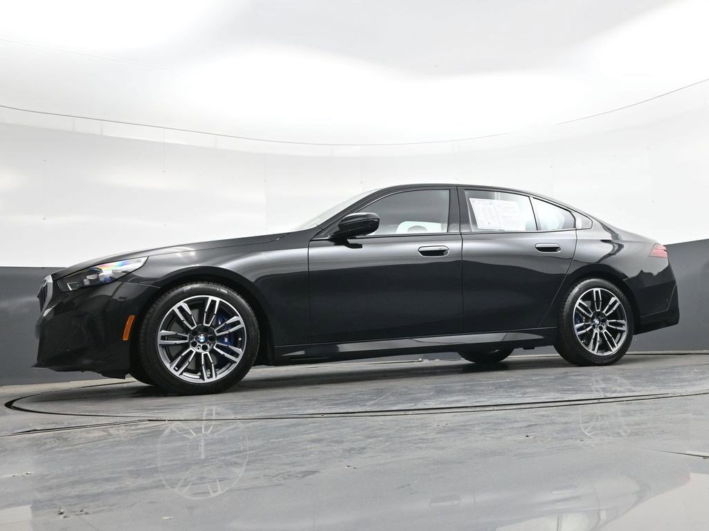 Used 2024 BMW 540i xDrive w/ Premium Package AWD/4WD image 31