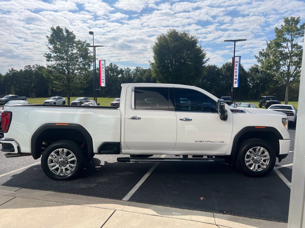 Used 2022 GMC Sierra 2500 Denali AWD/4WD image 8