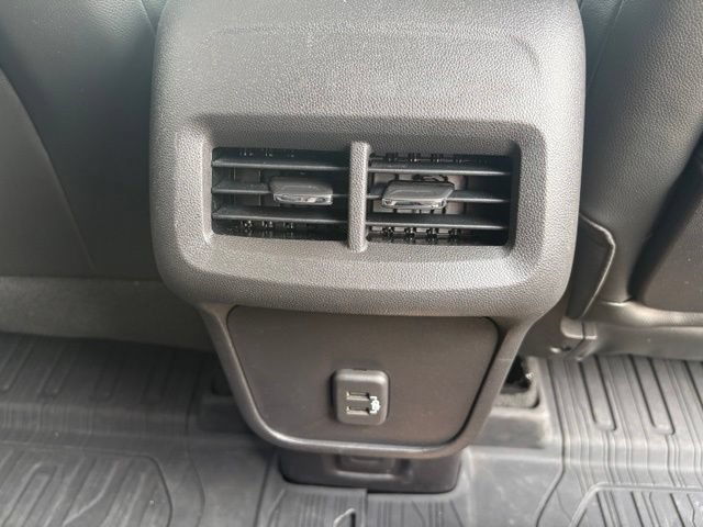 Certified 2024 GMC Terrain SLT w/ Infotainment Package II AWD/4WD image 20